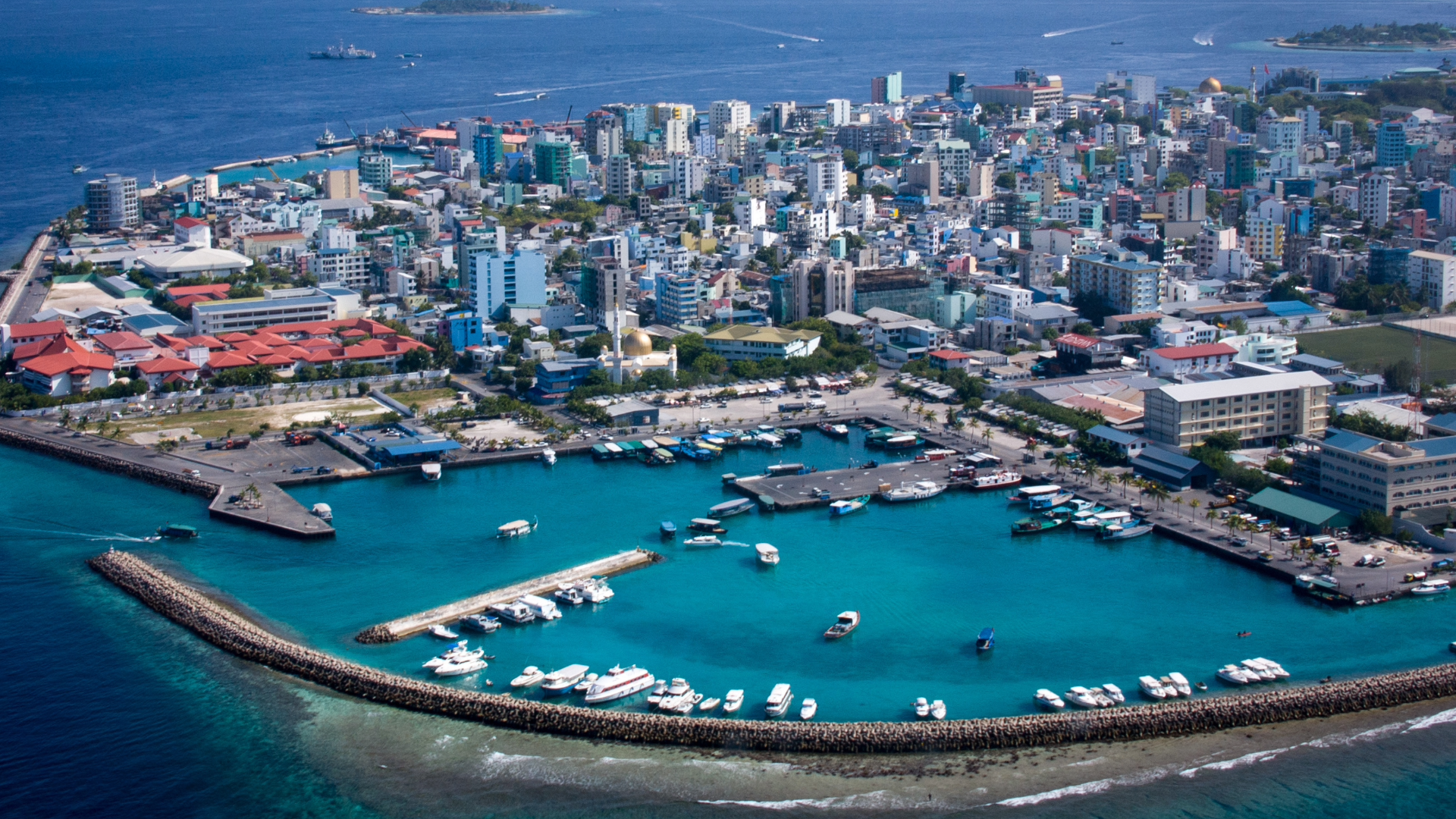 Malé Yacht Charter