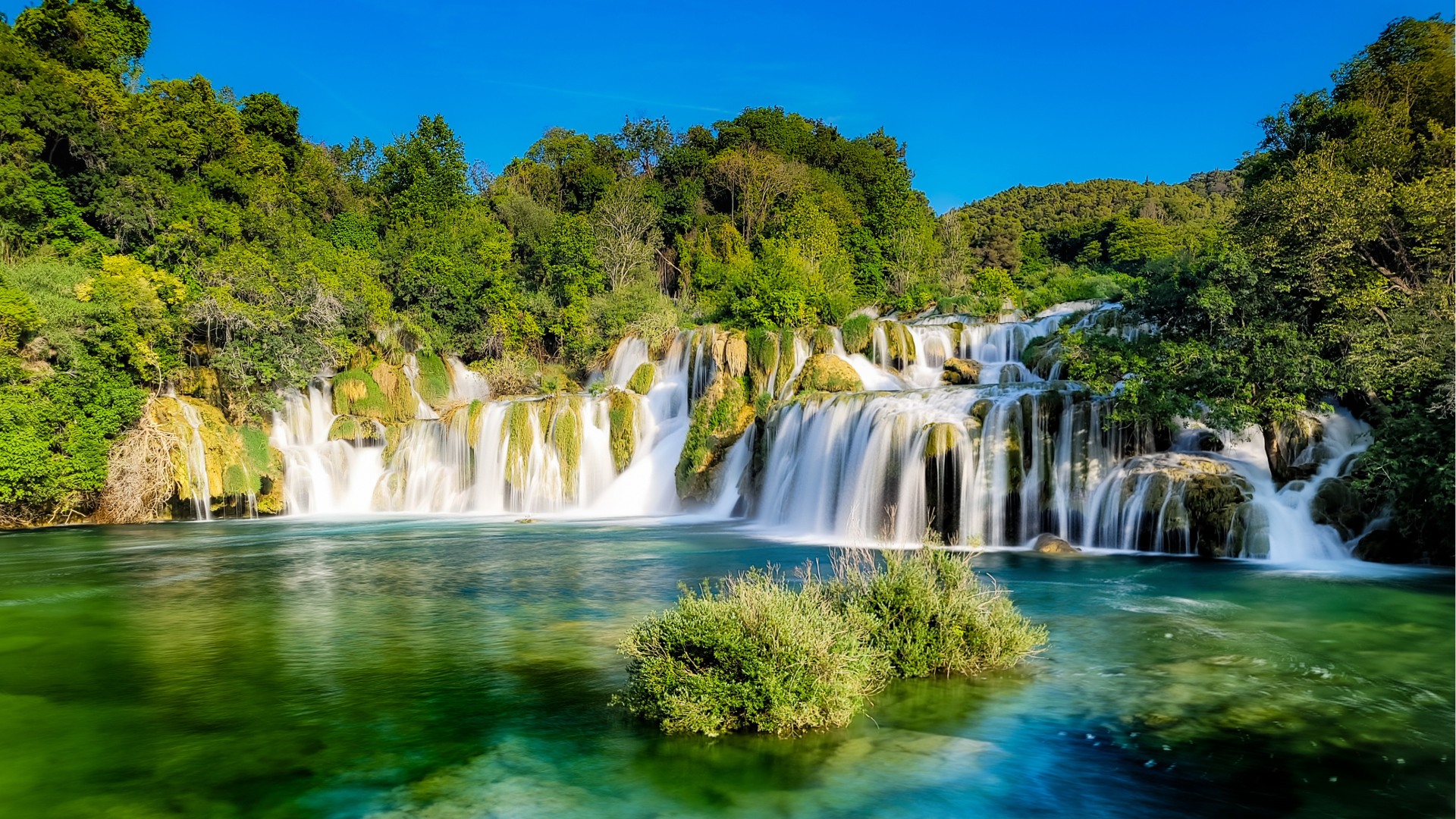 Krka waterfalls photo